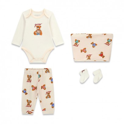 Set bebe Guess unisex 4 piese cu trusa si sosete