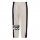 Pantaloni sport copii Guess de baiat inscriptie si buzunar la spate Pantaloni sport copii Guess de baiat inscriptie si buzunar la spate