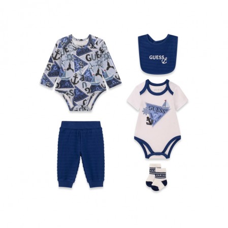 Set bebe Guess pentru baiat body pantaloni sosete si bavetica